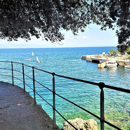 Apartment Vita Lovran דירה לובראן