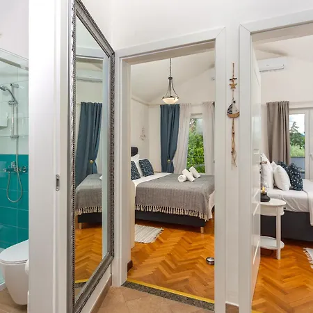 Apartment Vita Lovran * Lovran