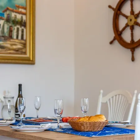 Apartment Vita Lovran * לובראן