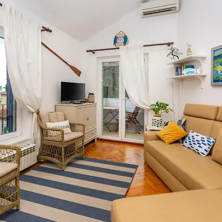 Apartment Vita Lovran 洛夫兰